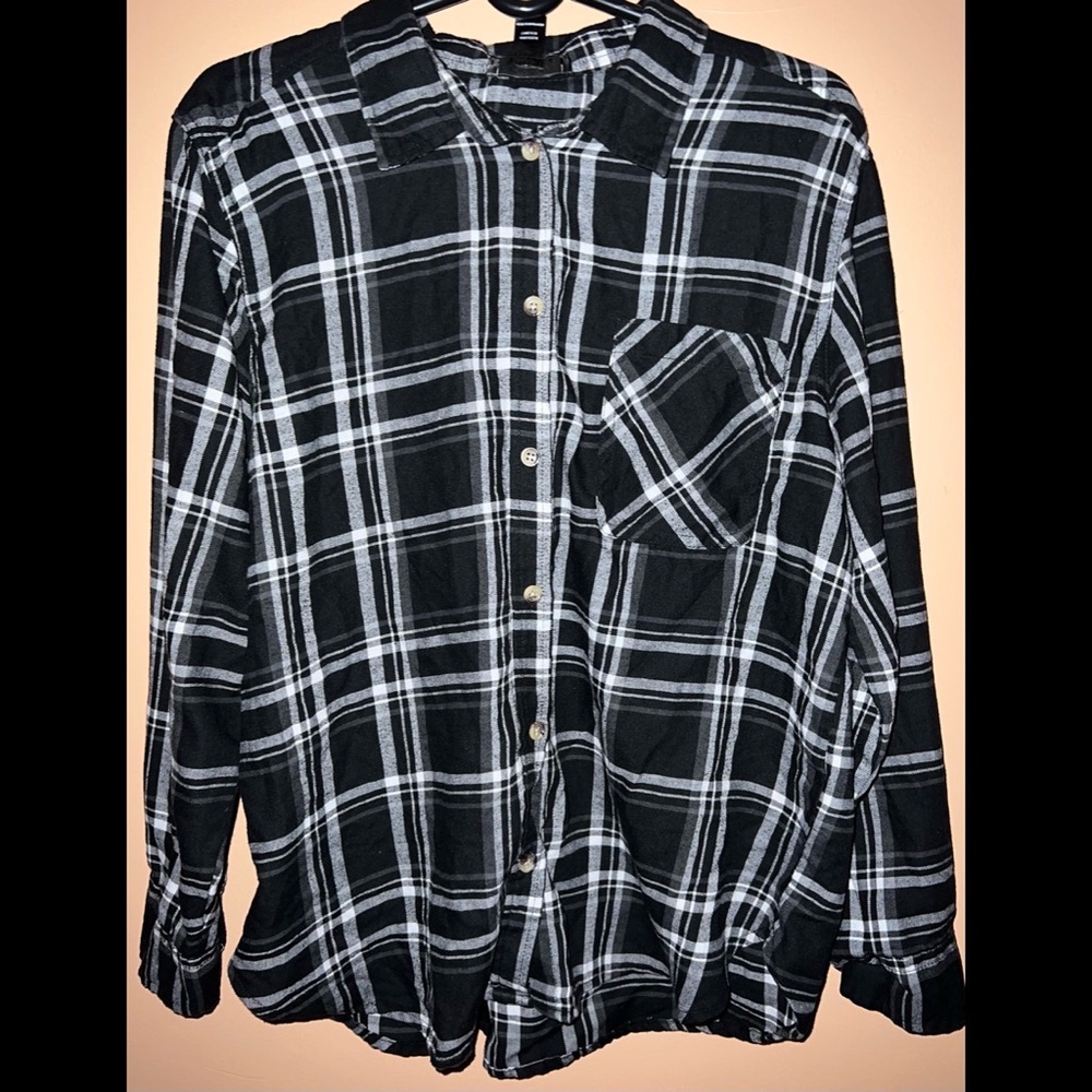 Women's Long Sleeve Button-Front Blouse